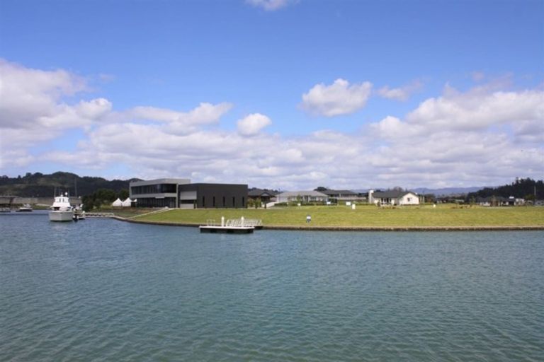 Photo of property in 11 Capstan Crescent, Whitianga, 3510