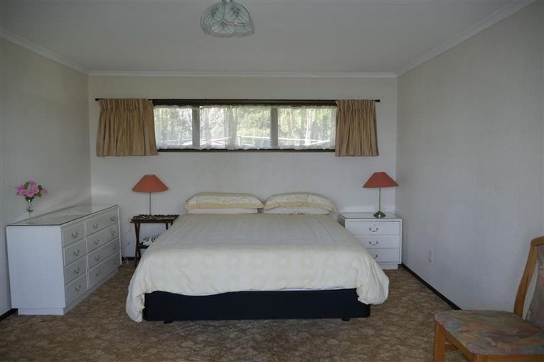 Photo of property in 2021 Whangarei Heads Road, Whangarei Heads, Whangarei, 0174
