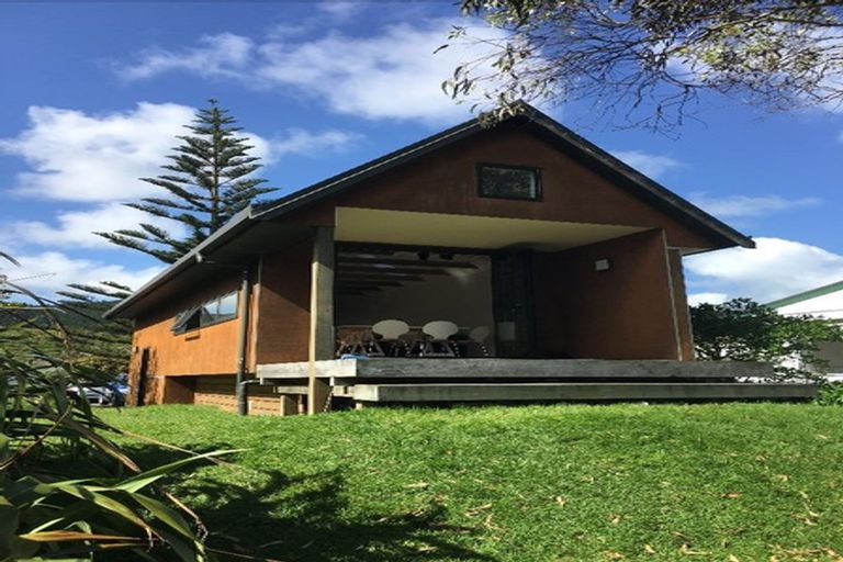Photo of property in 132 Maunsell Road, Port Waikato, Tuakau, 2695