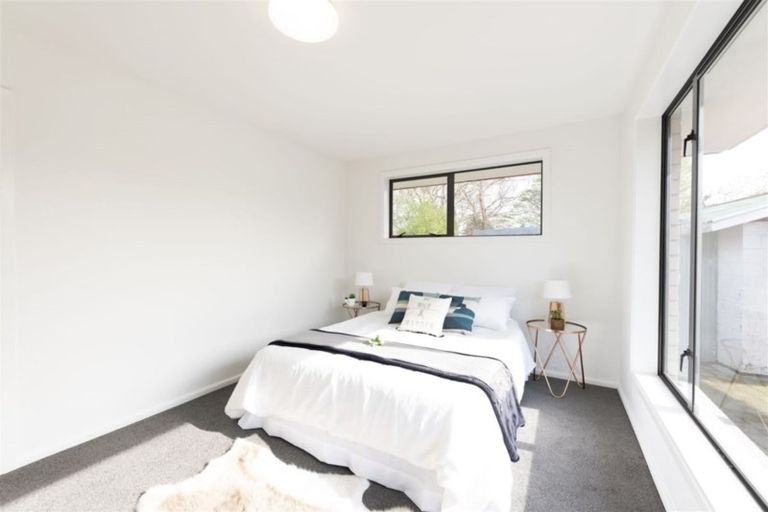 Photo of property in 6 Gladson Avenue, Sockburn, Christchurch, 8042