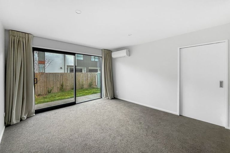 Photo of property in 2/47 Amyes Road, Hornby, Christchurch, 8042