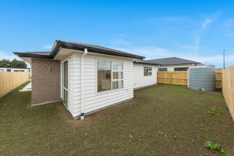 Photo of property in 4 Whakapono Road, Pukekohe, 2120