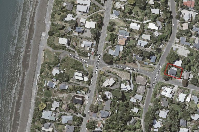 Photo of property in 11 Tiromoana Road, Raumati South, Paraparaumu, 5032