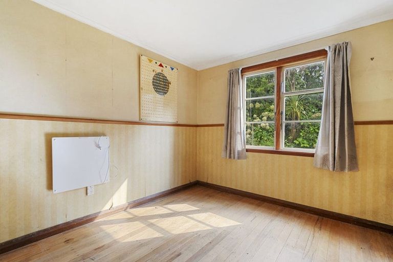 Photo of property in 59-61 Airlie Road, Plimmerton, Porirua, 5026