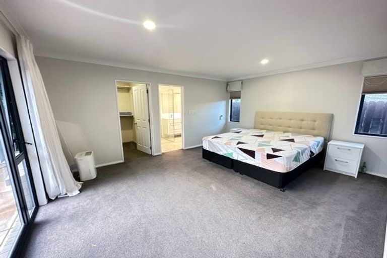 Photo of property in 14 Annalong Road, Dannemora, Auckland, 2016