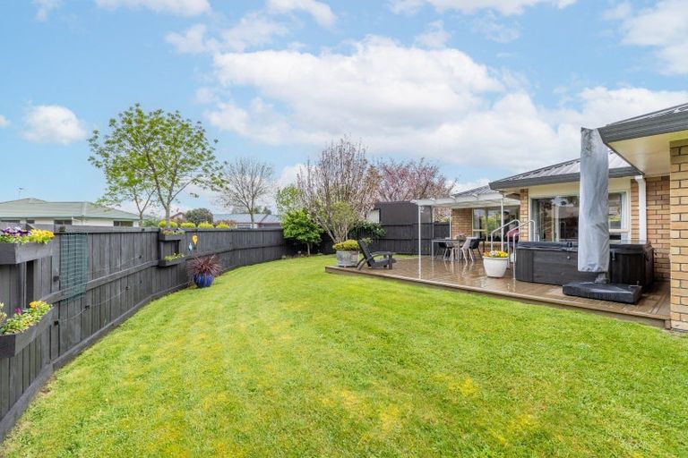 Photo of property in 43 Bouverie Crescent, Flagstaff, Hamilton, 3210