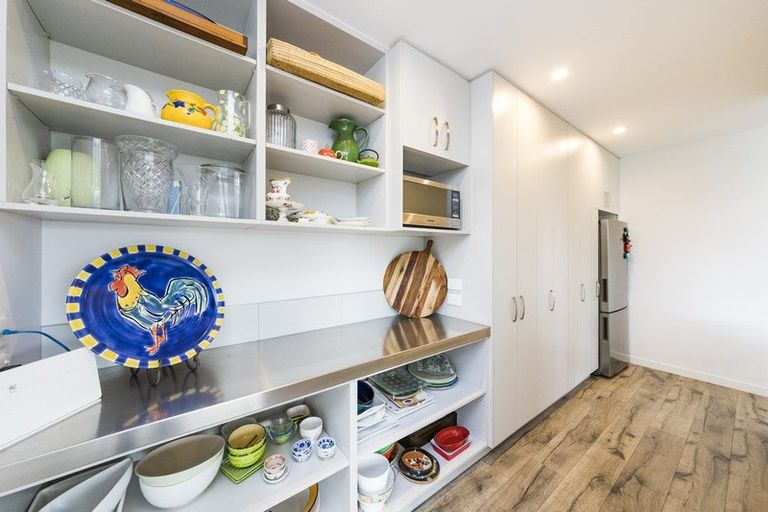 Photo of property in 60 Rodeo Drive, Kelvin Grove, Palmerston North, 4414