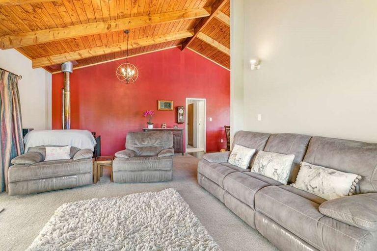 Photo of property in 10 Great Collins Street, Ohaupo, 3803