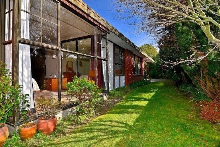 Photo of property in 4 Manson Place, Russley, Christchurch, 8042