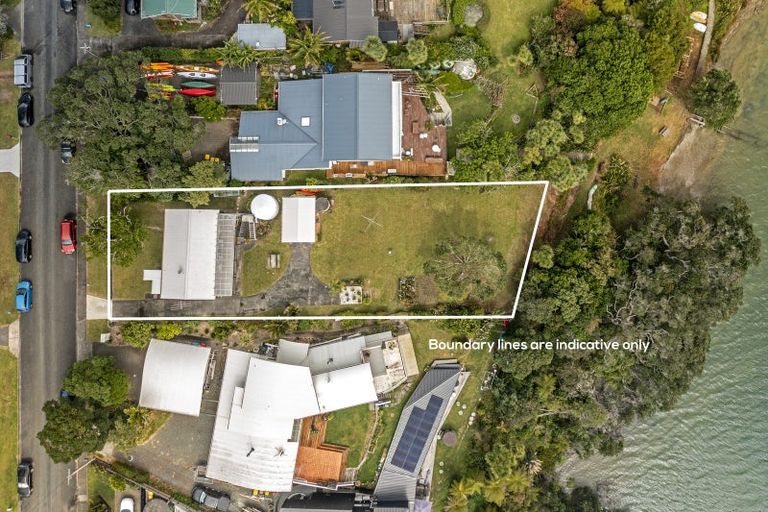 Photo of property in 13 Okura River Road, Okura, Albany, 0792