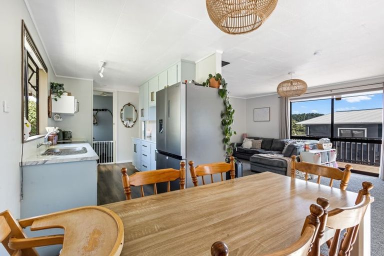 Photo of property in 13 Tahurangi Place, Spotswood, New Plymouth, 4310