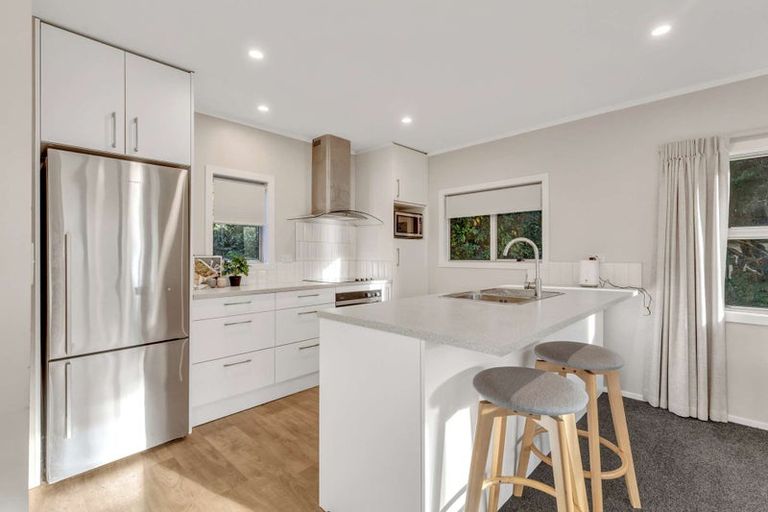 Photo of property in 27 Awatea Terrace, Lynmore, Rotorua, 3010