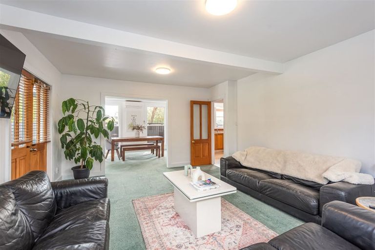 Photo of property in 2/14 Wakatu Avenue, Moncks Bay, Christchurch, 8081