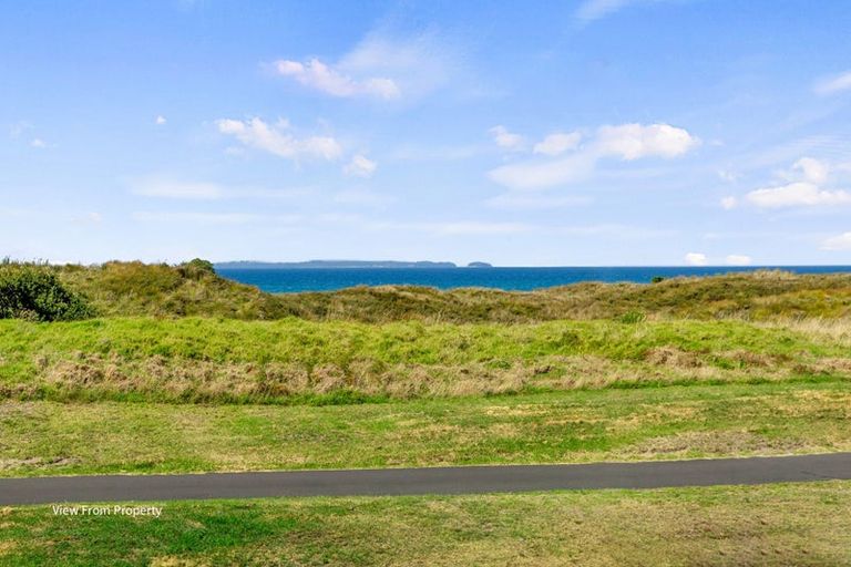 Photo of property in 820a Papamoa Beach Road, Papamoa Beach, Papamoa, 3118