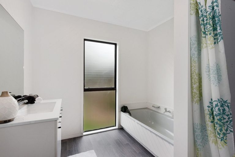 Photo of property in 8a Gillies Avenue, Claudelands, Hamilton, 3214