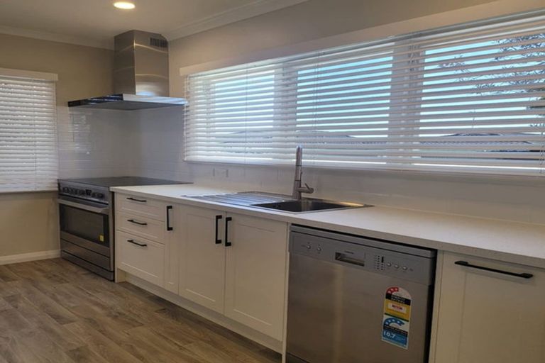 Photo of property in 103 Beach Road, Pahurehure, Papakura, 2113