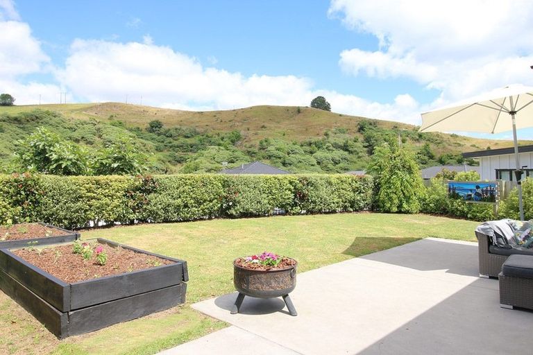 Photo of property in 99 Ballintoy Park Drive, Welcome Bay, Tauranga, 3175