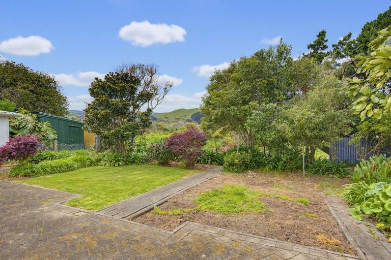 Photo of property in 154 Tilley Road, Paekakariki, 5034
