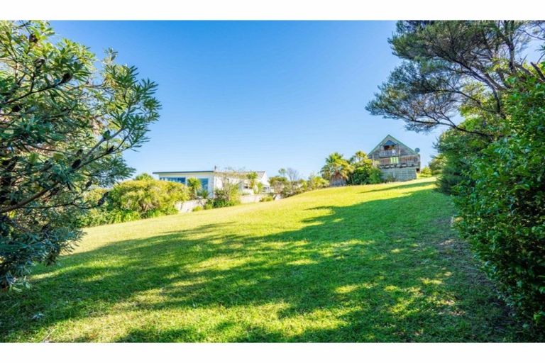 Photo of property in 52 Cullen Street, Mangawhai Heads, Mangawhai, 0505