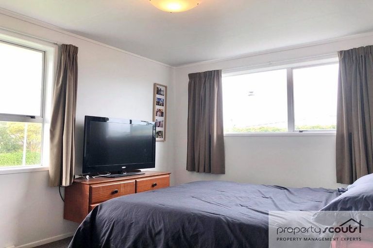 Photo of property in 33 Camellia Avenue, Bell Block, New Plymouth, 4312