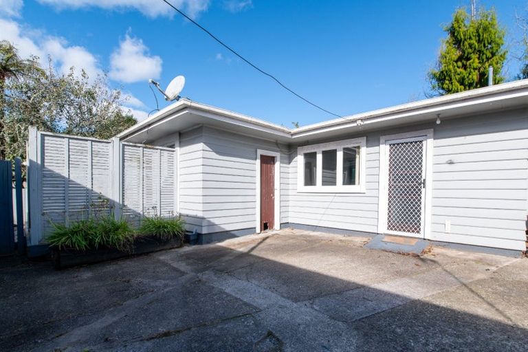 Photo of property in 30 Uta Street, Utuhina, Rotorua, 3015