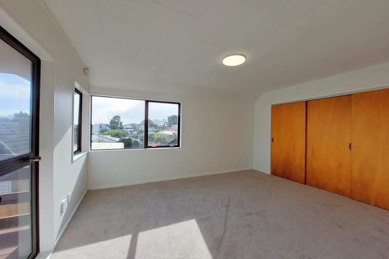 Photo of property in 1/262 Bucklands Beach Road, Bucklands Beach, Auckland, 2012