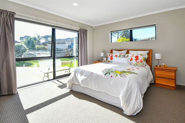 Photo of property in 30 Searle Drive, Patumahoe, Pukekohe, 2679