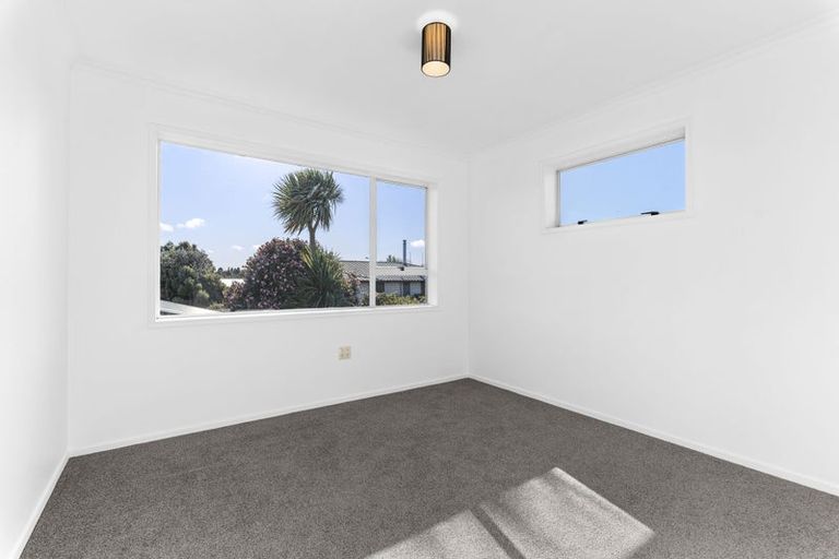 Photo of property in 19 Konini Street, Inglewood, 4330