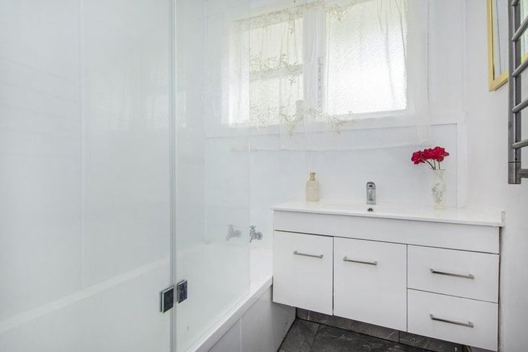 Photo of property in 3 Woodhill Close, Avenues, Whangarei, 0110