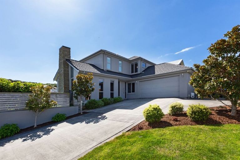 Photo of property in 1 Nelson Avenue, Aotea, Porirua, 5024