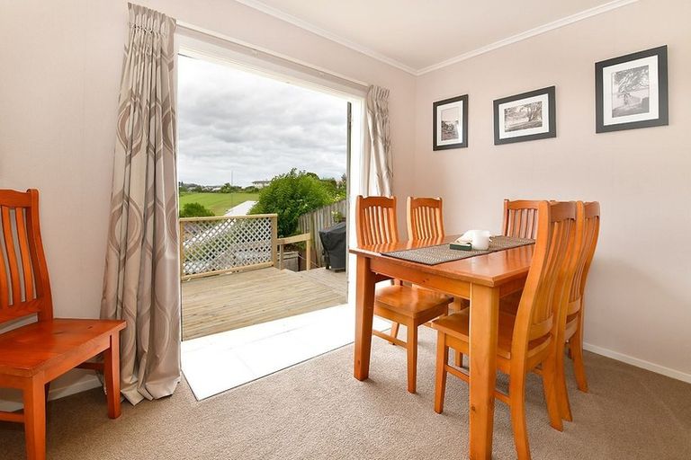 Photo of property in 27 Bonita Avenue, Stanmore Bay, Whangaparaoa, 0932