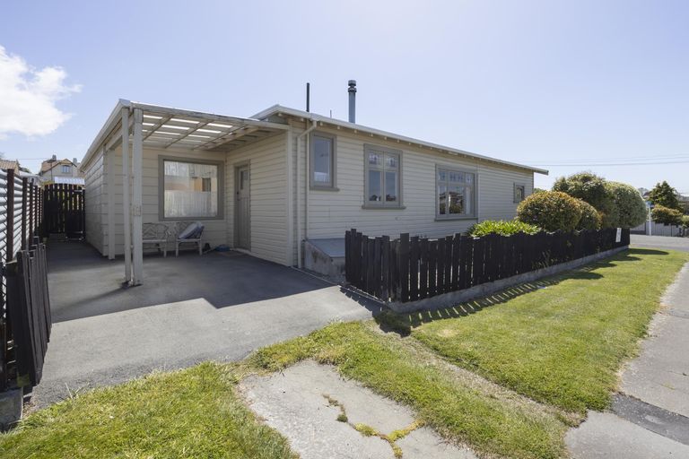 Photo of property in 43 Arun Street, South Hill, Oamaru, 9400