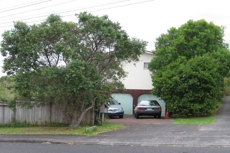 Photo of property in 23 Domain Road, Glenfield, Auckland, 0629