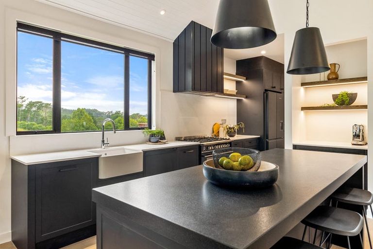 Photo of property in 8 Collings Drive, Lucas Heights, Albany, 0793