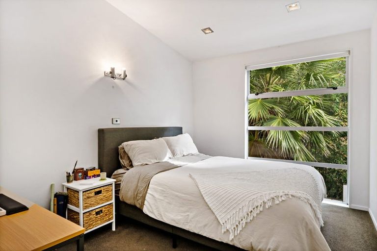 Photo of property in 16c Charmaine Road, Torbay, Auckland, 0630