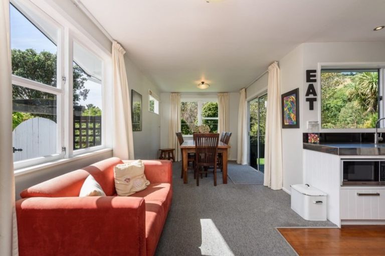 Photo of property in 30 Leinster Avenue, Raumati South, Paraparaumu, 5032