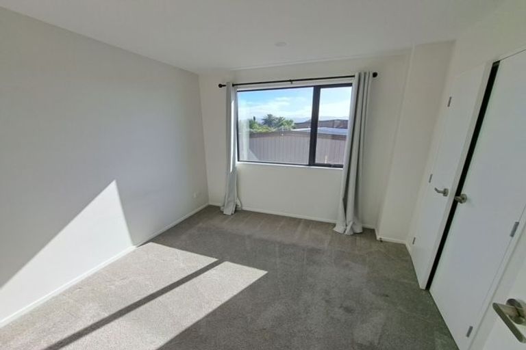 Photo of property in 3/6 Kereru Street, Henderson, Auckland, 0612