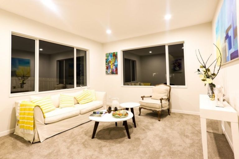 Photo of property in 10 Frontiere Lane, Silverdale, 0932