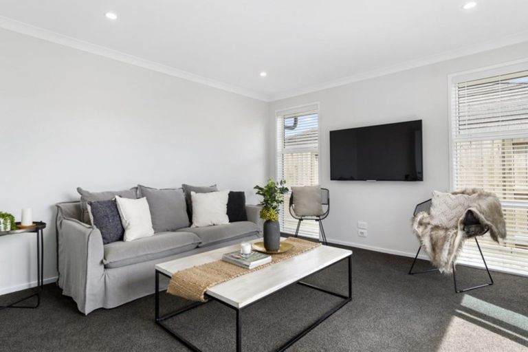 Photo of property in 77 Bert Wall Drive, Omokoroa, 3114