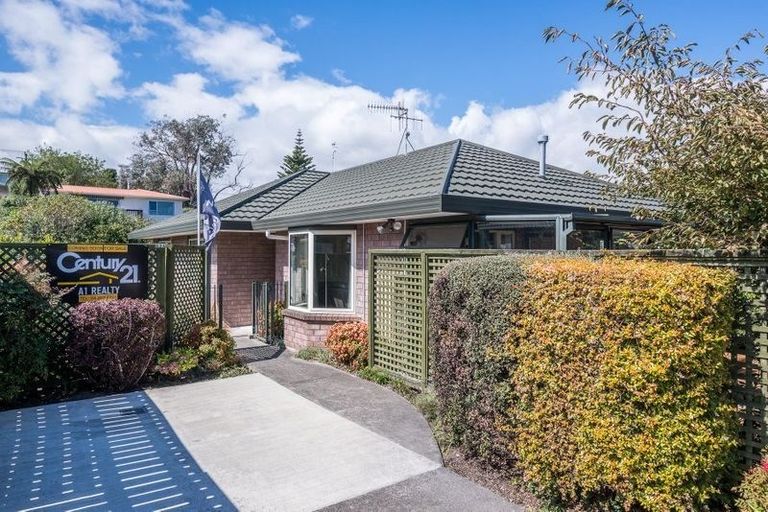 Photo of property in 62 Matatua Road, Raumati Beach, Paraparaumu, 5032