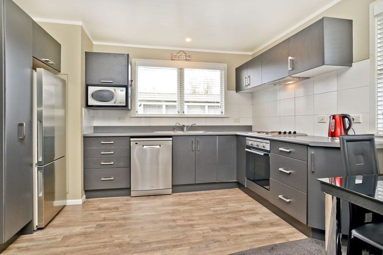 Photo of property in 68 Pohutukawa Drive, Pukete, Hamilton, 3200