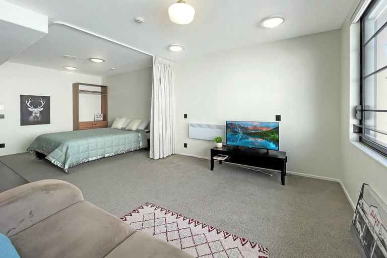 Photo of property in 108/3 Roxburgh Street, Mount Victoria, Wellington, 6011