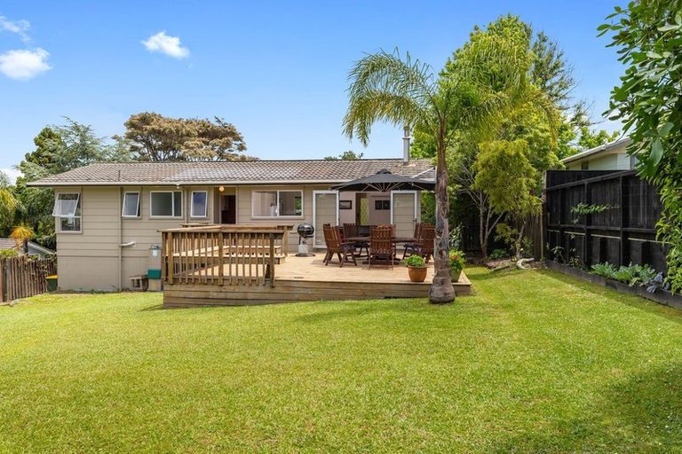 Photo of property in 1 Stredwick Drive, Torbay, Auckland, 0630