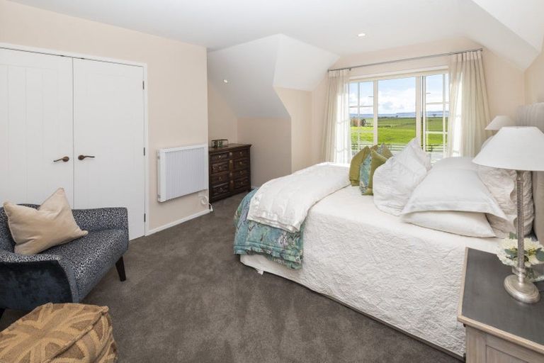 Photo of property in 38 Porterfield Road, Whitford, Howick, 2571