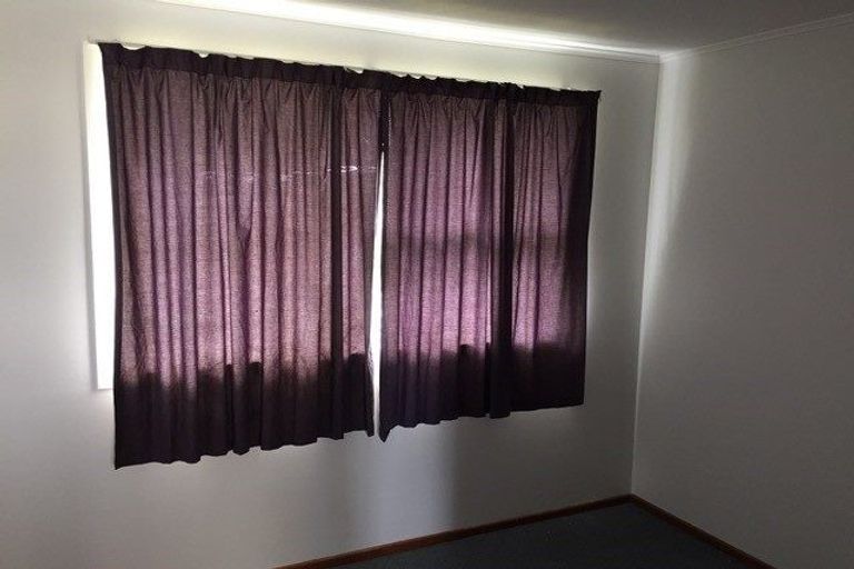 Photo of property in 105 Tidal Road, Mangere, Auckland, 2022