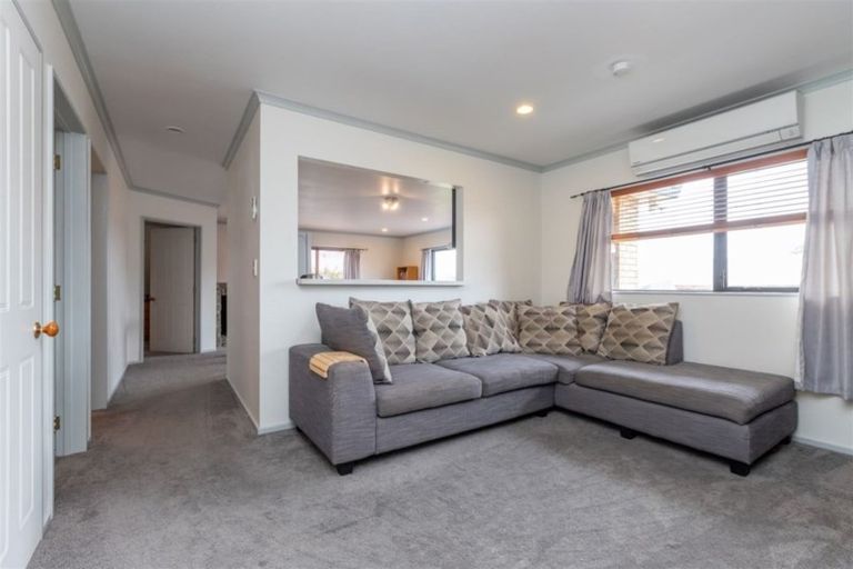 Photo of property in 87 Dixon Road, Glenview, Hamilton, 3206