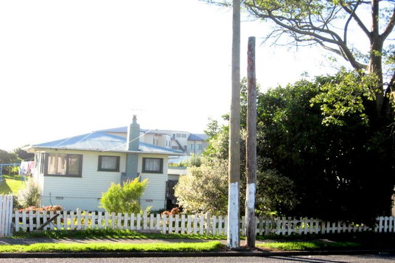 Photo of property in 21 Browns Road, Manurewa, Auckland, 2102