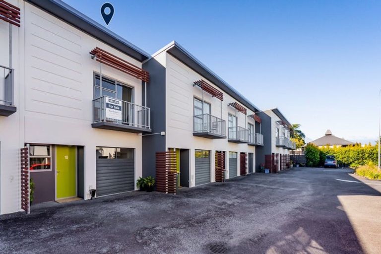 Photo of property in 10/38 Maratahu Street, Westown, New Plymouth, 4310