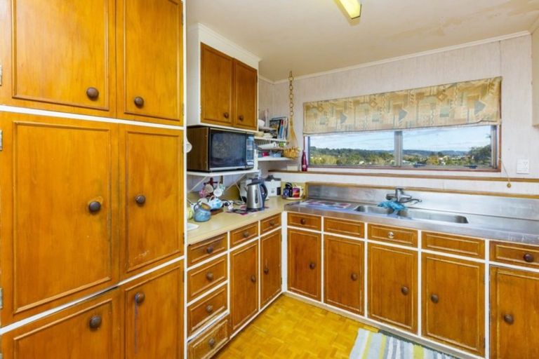 Photo of property in 109 Norana Road, Timberlea, Upper Hutt, 5018