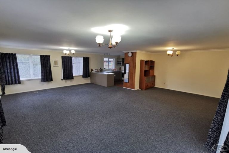 Photo of property in 300 Withells Road, Avonhead, Christchurch, 8042
